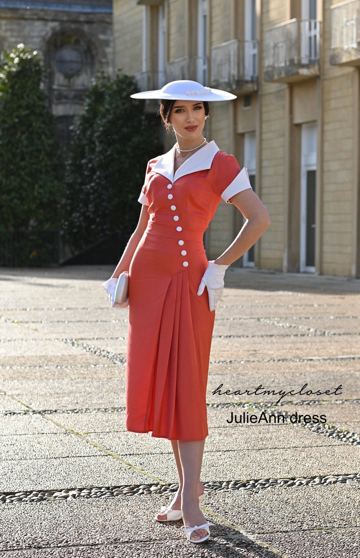 crepe satin JulieAnn - 1950s pleated vintage dress