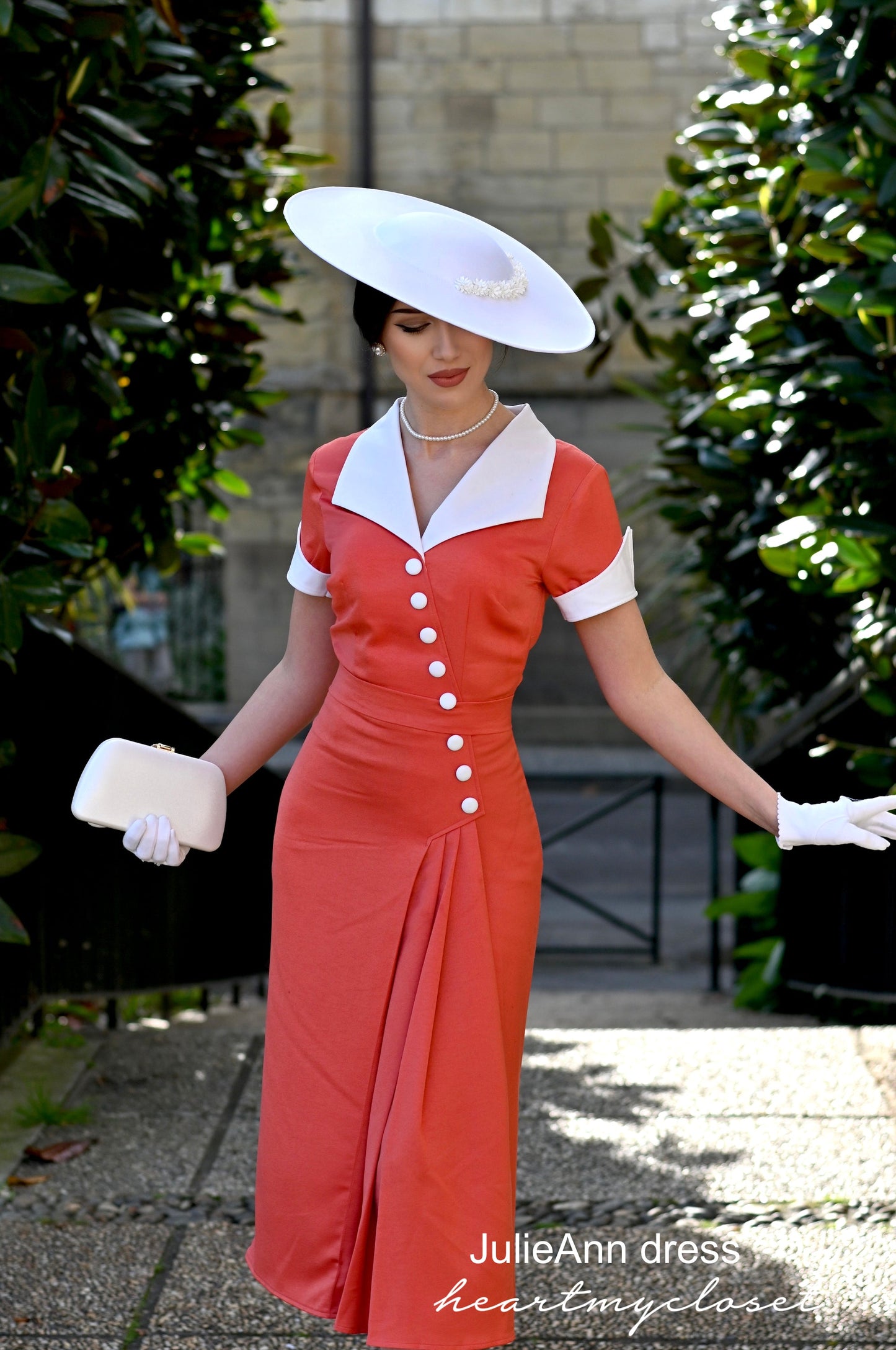 crepe satin JulieAnn - 1950s pleated vintage dress